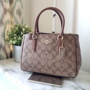 🛑SOLD🛑 Coach Mini Surrey Carryall in Signature